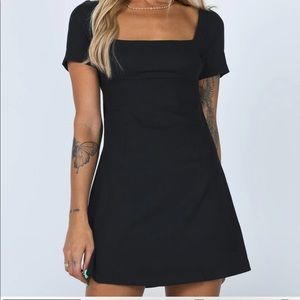 Princess Polly Womens size 10 short sleeve black Hastings mini dress